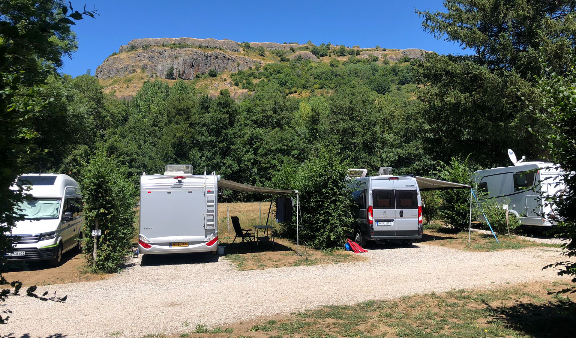 High season at our French campsite! (newsletter)